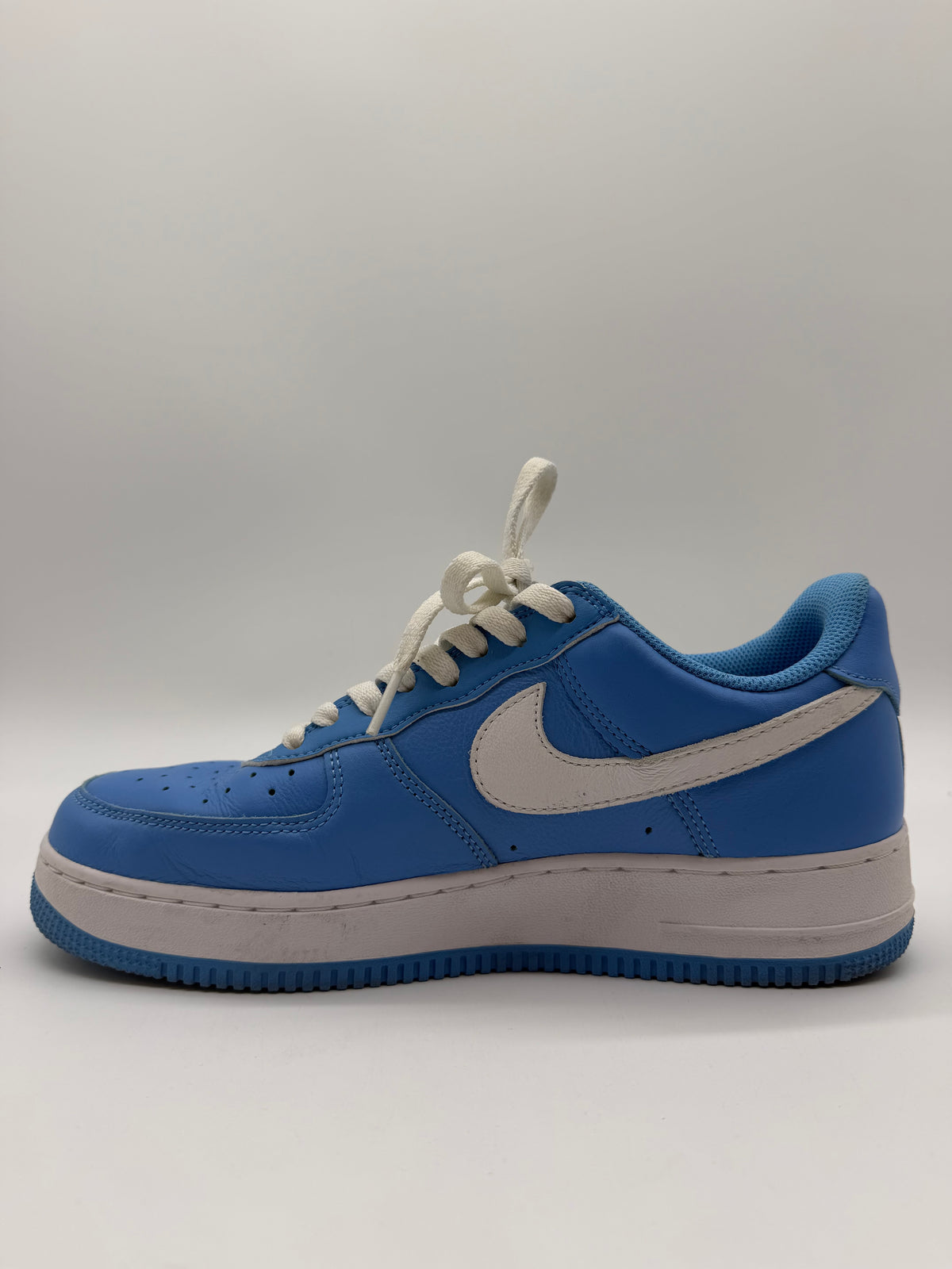 Nike Air Force 1 Low Color of The Month UNC