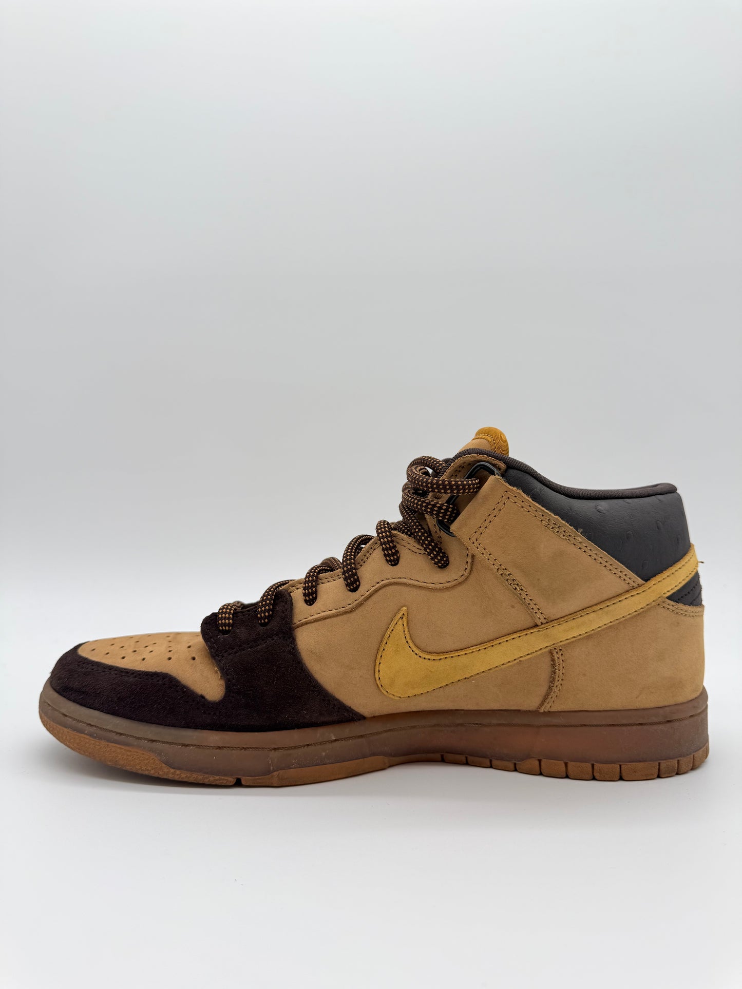 Nike SB Dunk Mid Wheat Bronze
