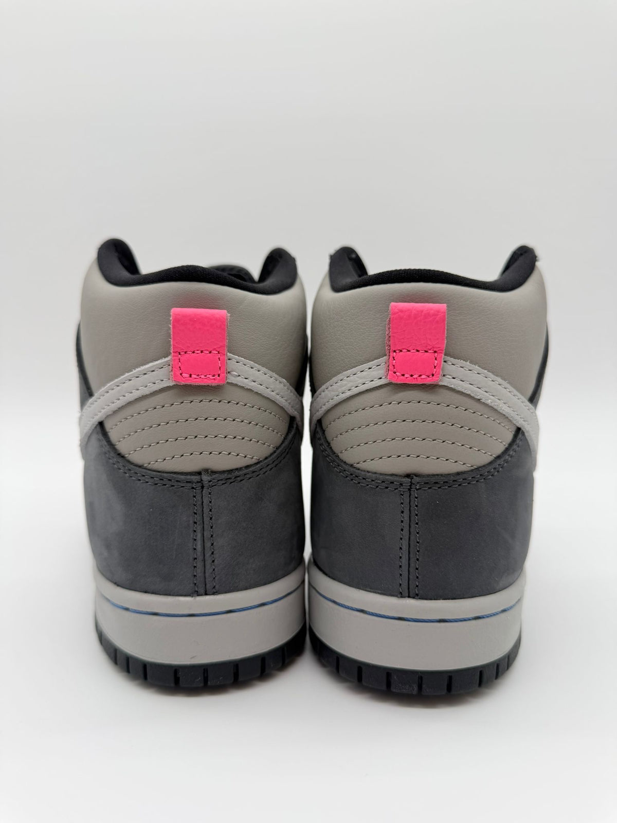 Nike SB Dunk High Medium Grey Pink