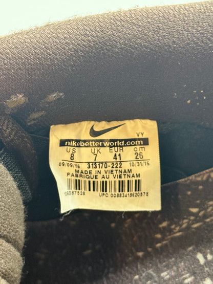 Nike SB Dunk Low Big Foot