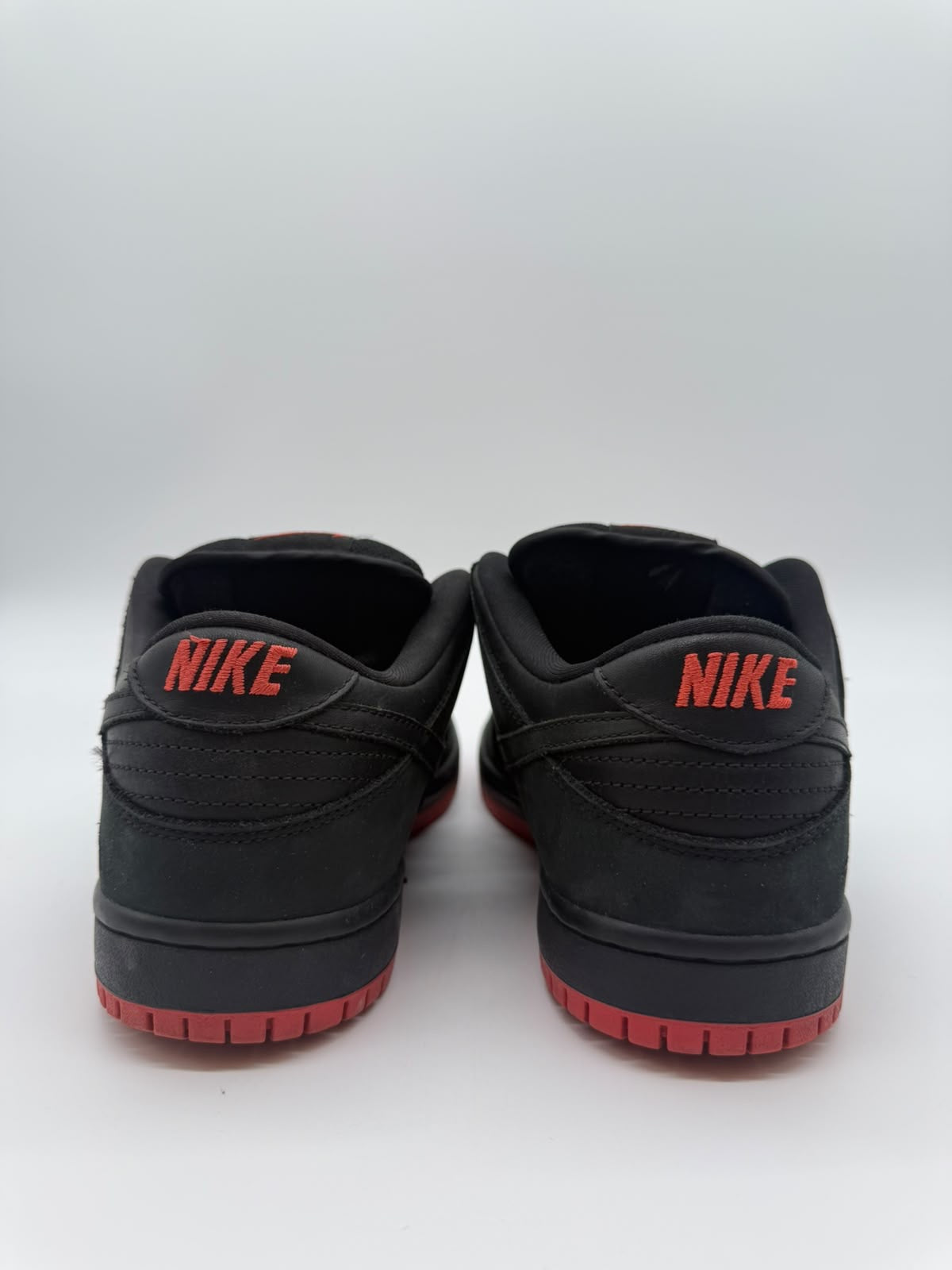 Nike SB Dunk Low  Pigeon