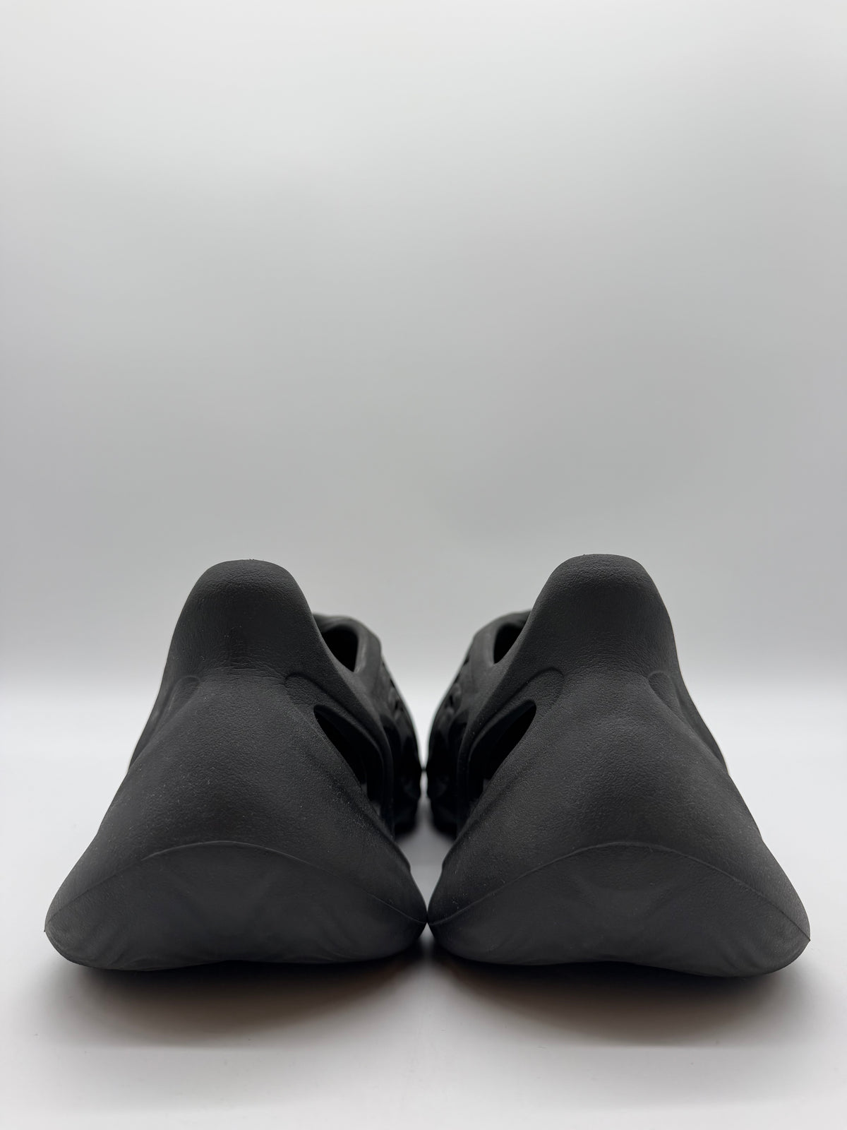 Adidas Yeezy Foam RNR Onyx