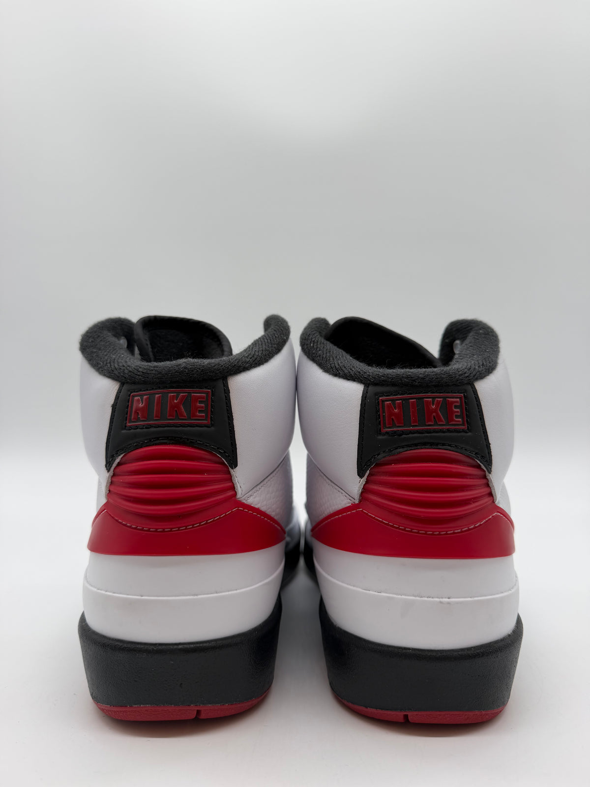 Jordan 2 Retro OG Chicago (2022)