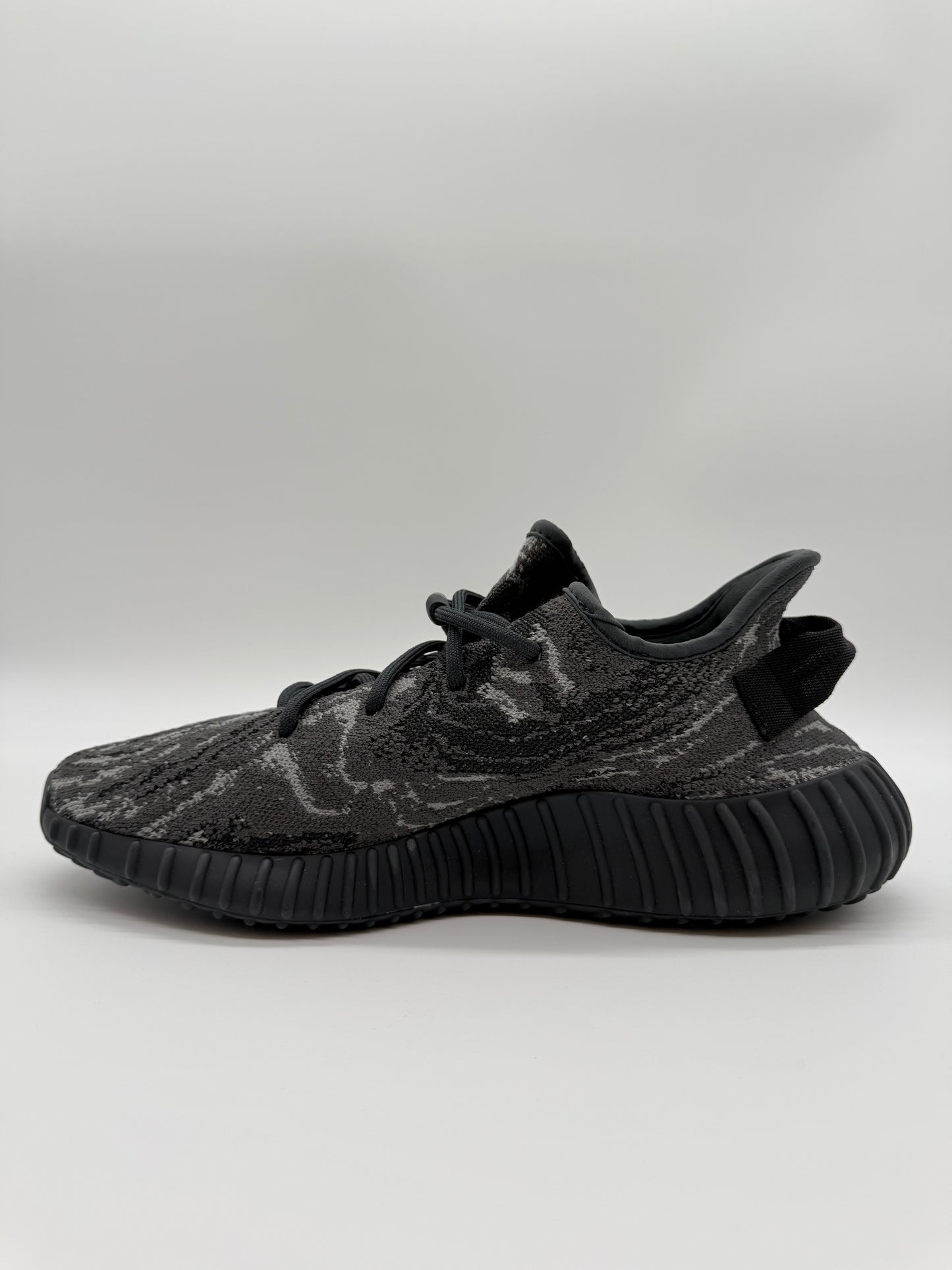 Yeezy Boost 350 V2 Dark Salt