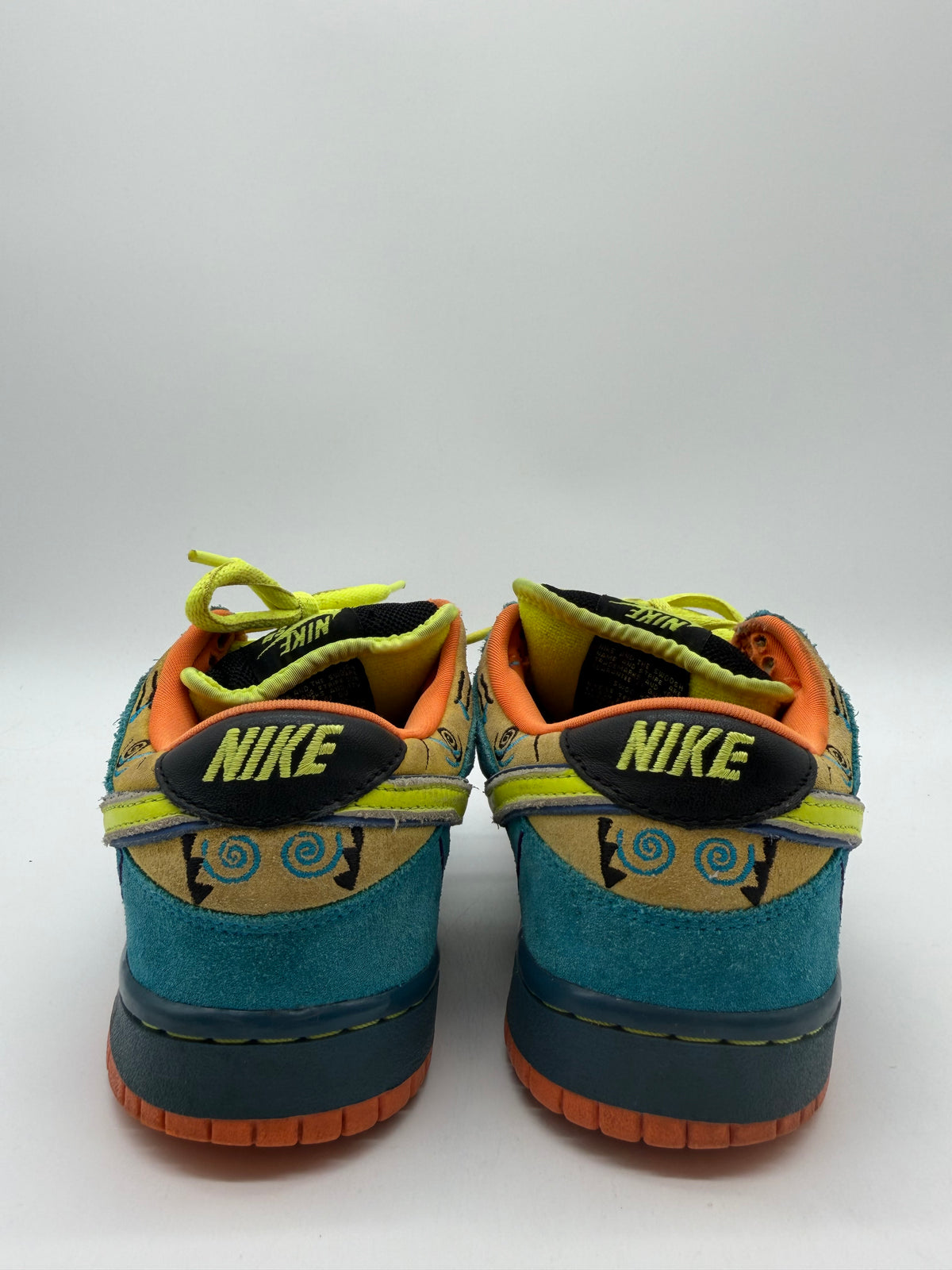 Nike SB Dunk Low Skate or Die
