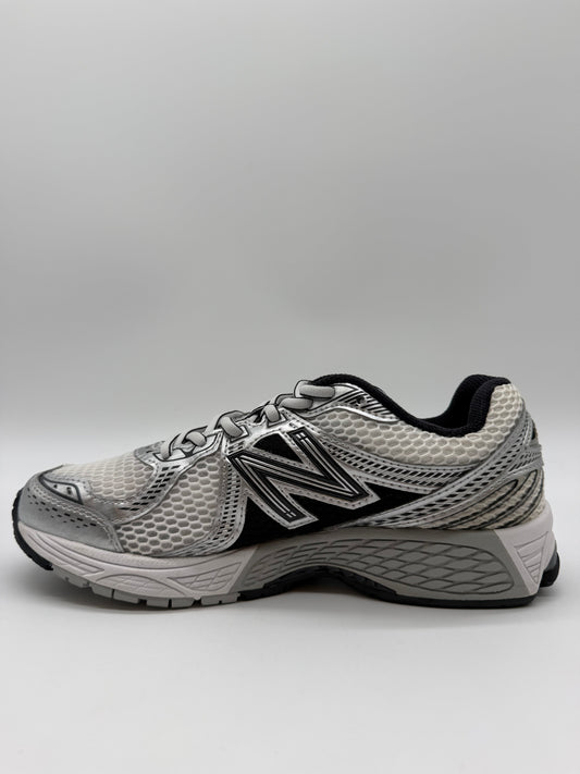 New Balance 860v2  White Silver