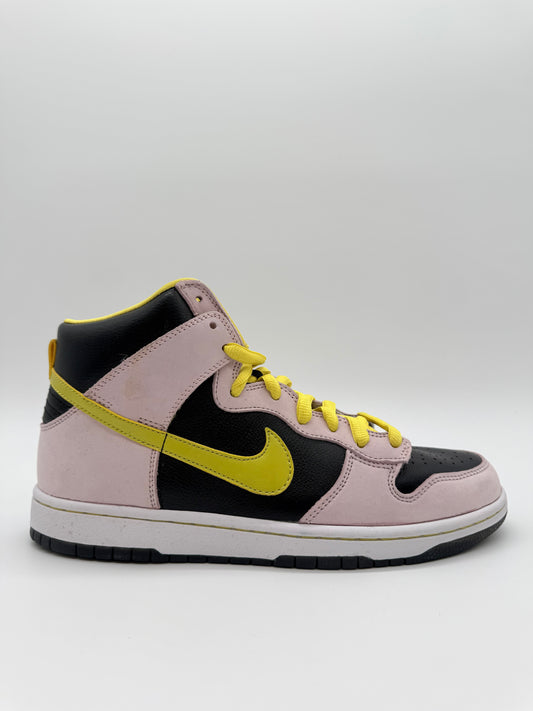 Nike SB Dunk High Miss Piggy