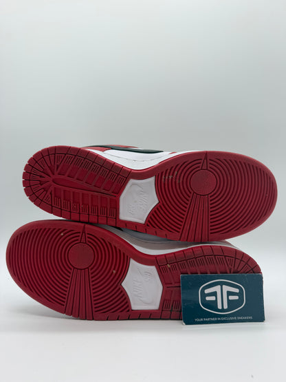 Nike SB Dunk Low Chicago