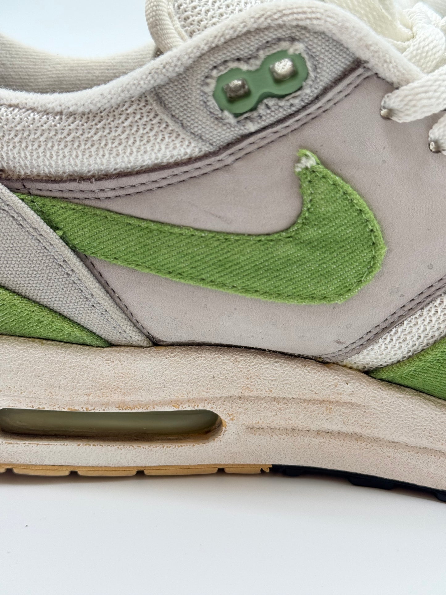 Nike Air Max 1 Chlorophyll (Soleswap nodig)