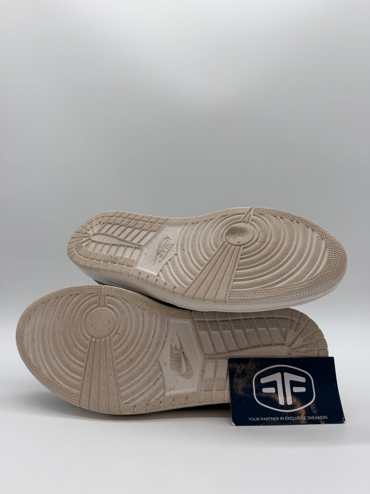 Jordan 1 Retro Low Slip Silt Red (Women's)