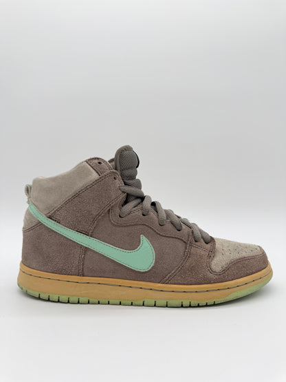 Nike SB Dunk High Soft Grey Mint