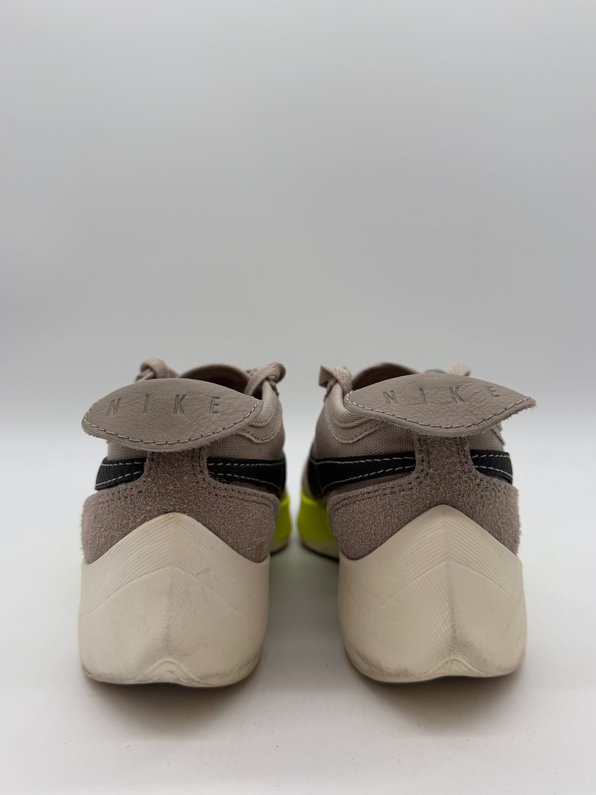 Nike Moon Racer String