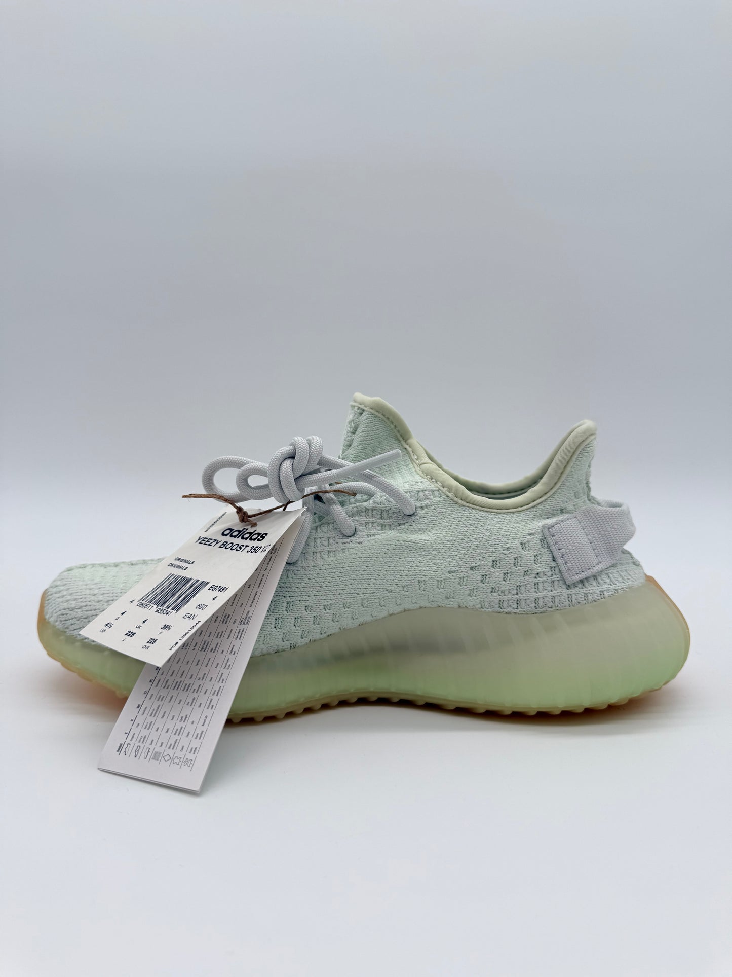 Yeezy Boost 350 V2 Hyperspace