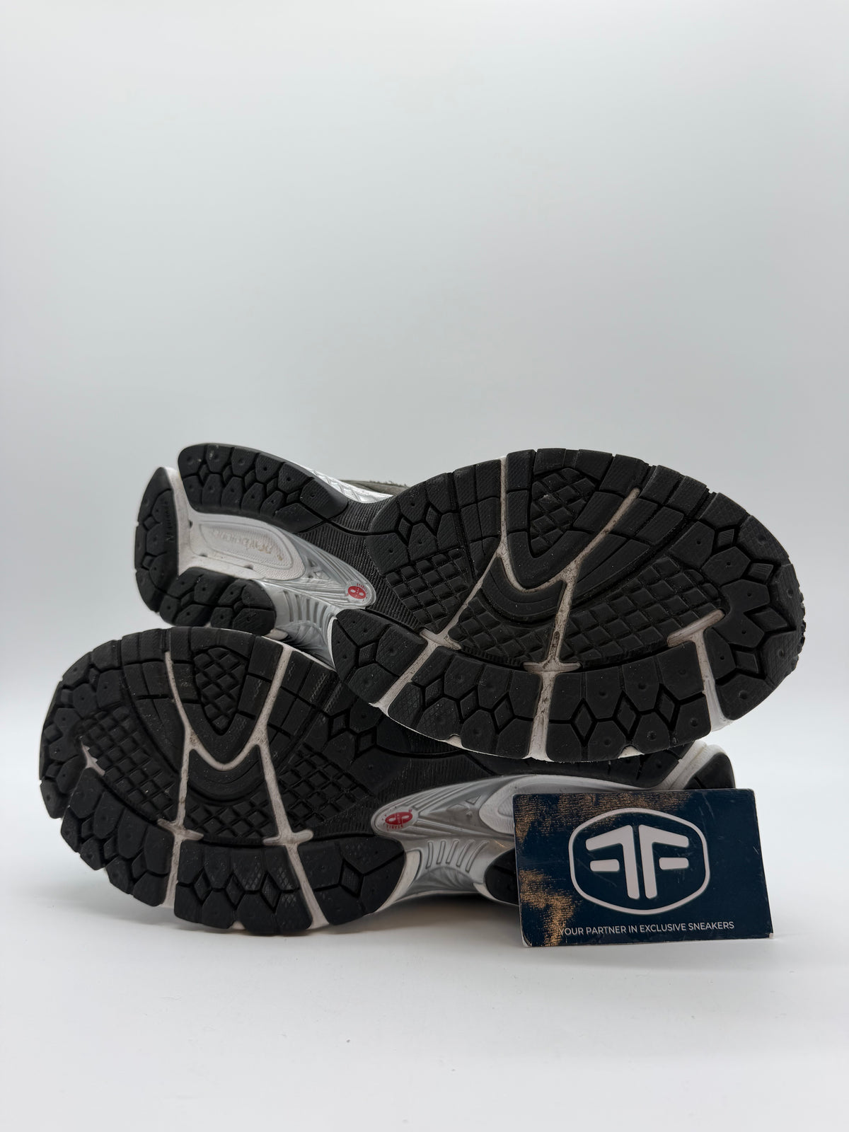 New Balance 2002R Dark Grey