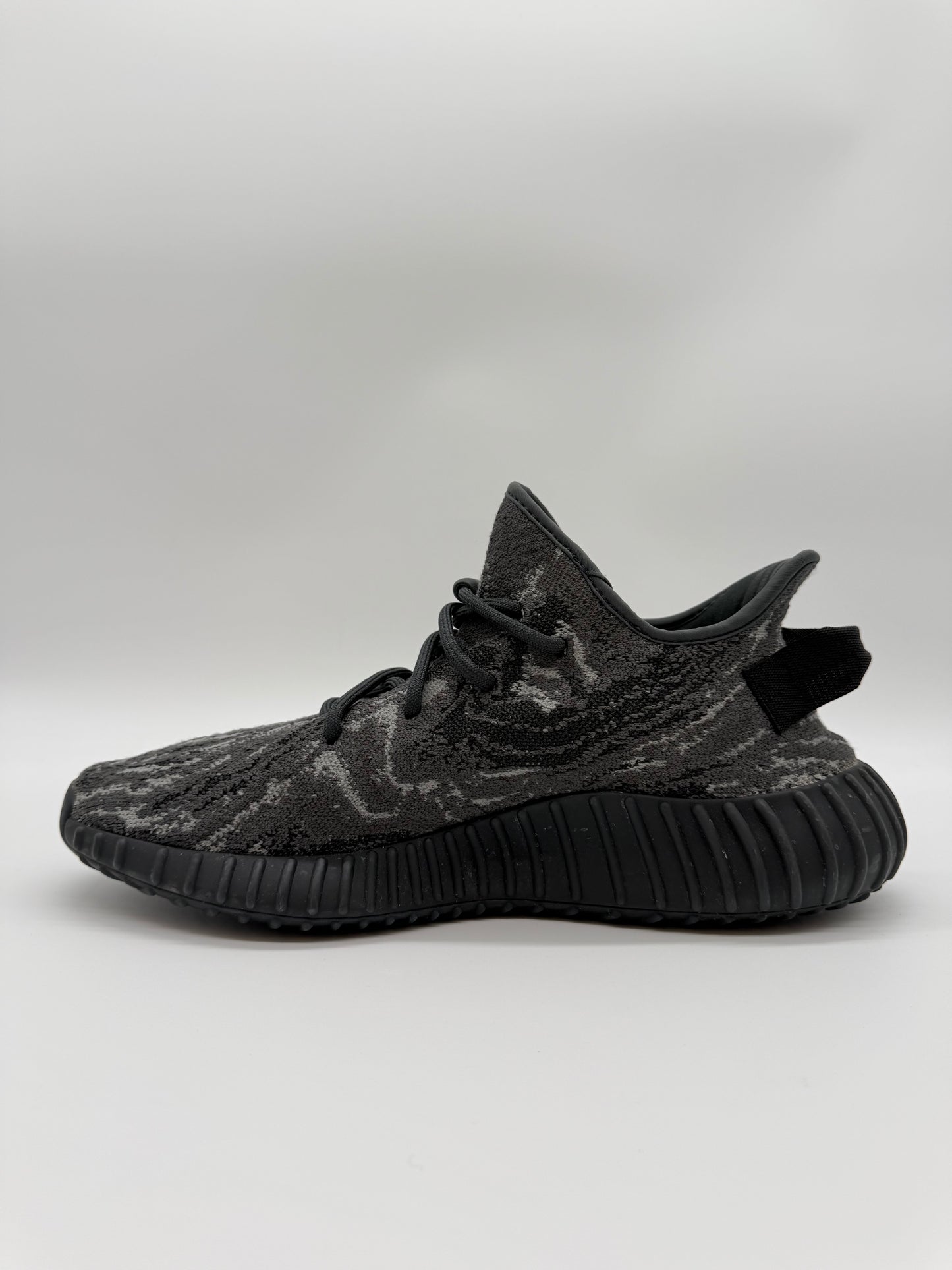 Yeezy Boost 350 V2 Dark Salt
