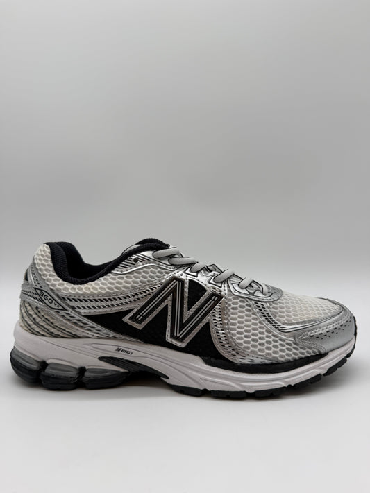 New Balance 860v2  White Silver