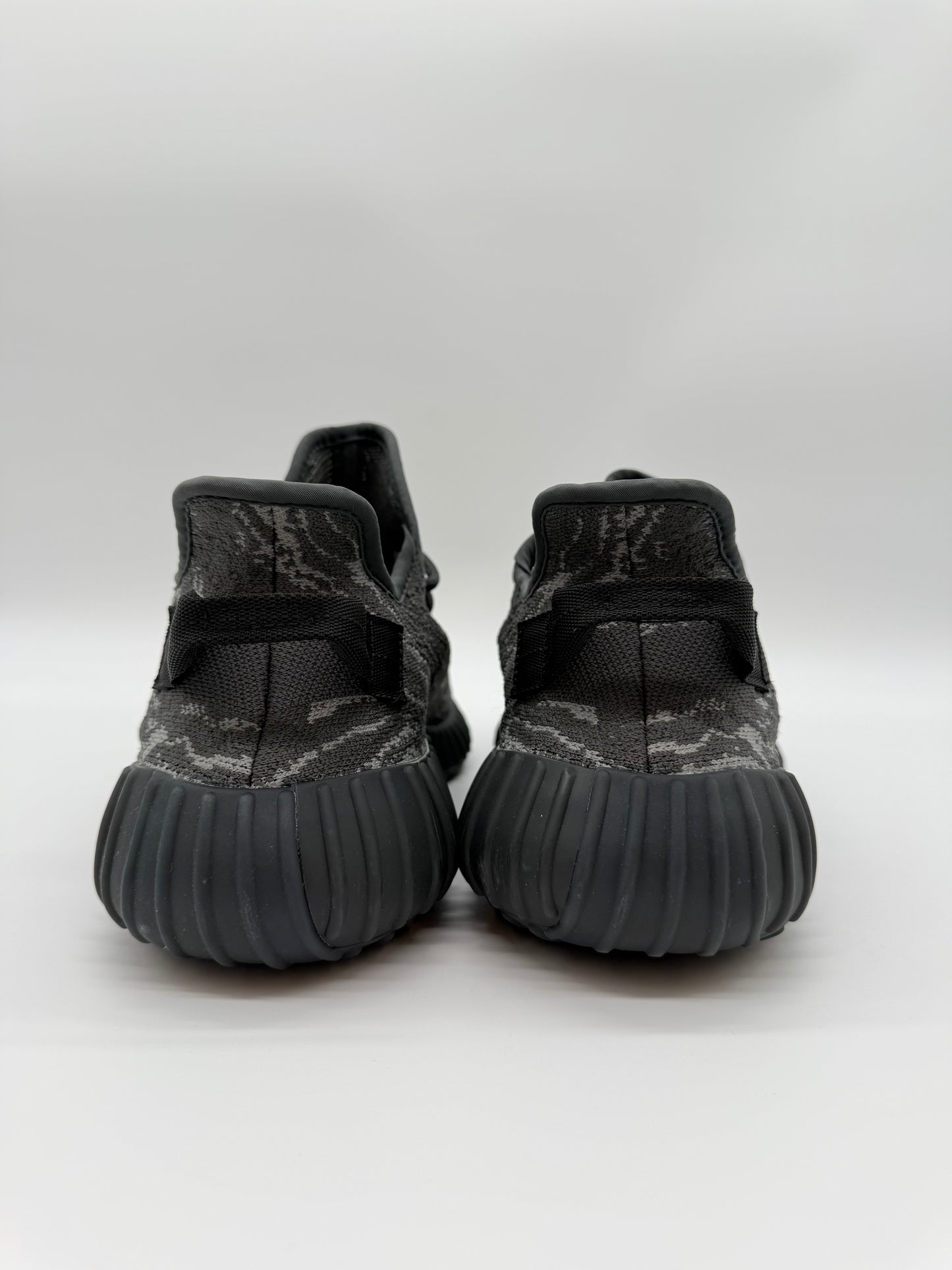 Yeezy Boost 350 V2 Dark Salt