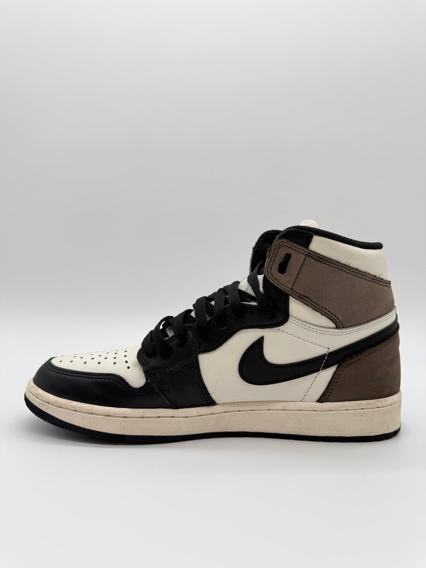Jordan 1 Retro High Dark Mocha
