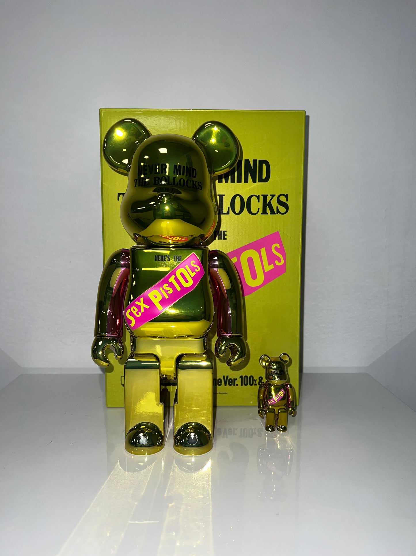 Bearbrick Sex Pistols Chrome Gold – 2008 | Limited chrome release - FLIPPR