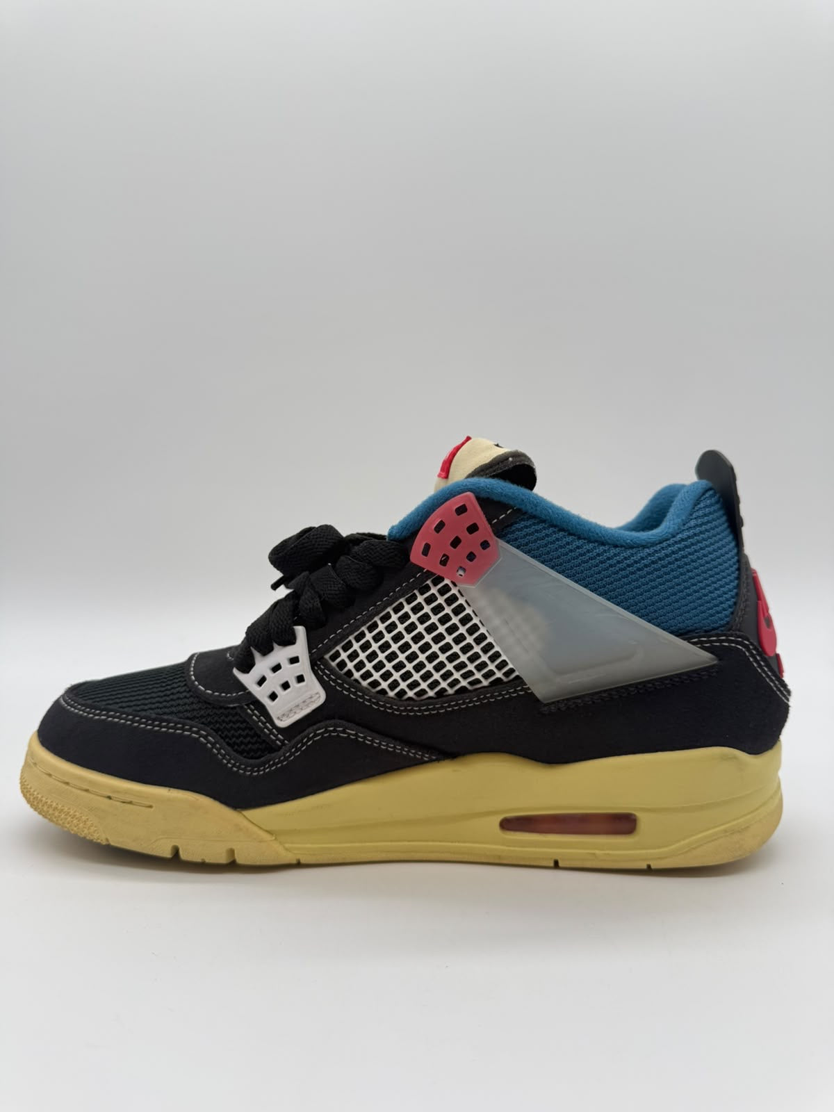 Jordan 4 Union Off Noir