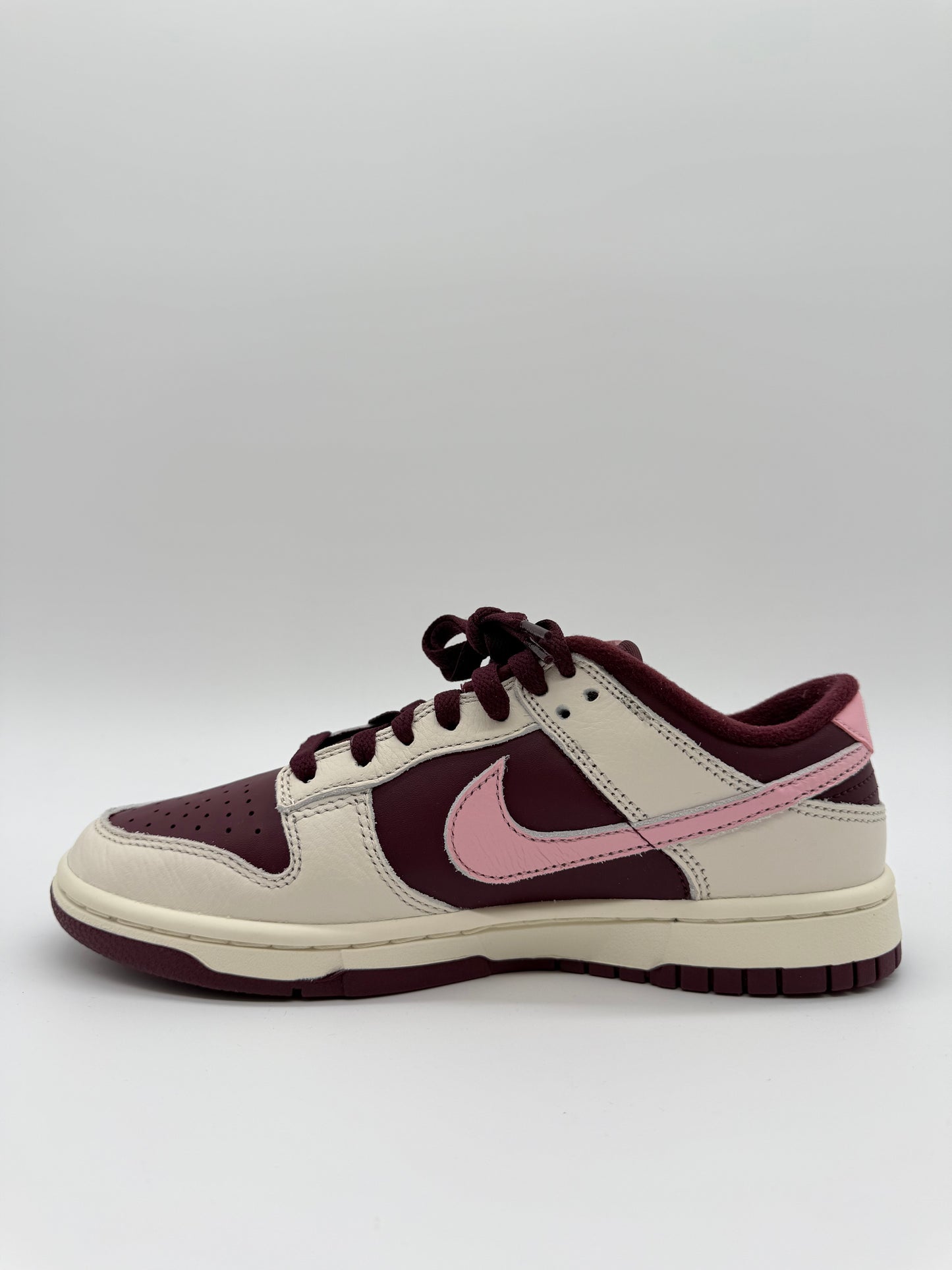 Nike Dunk Low Valentine