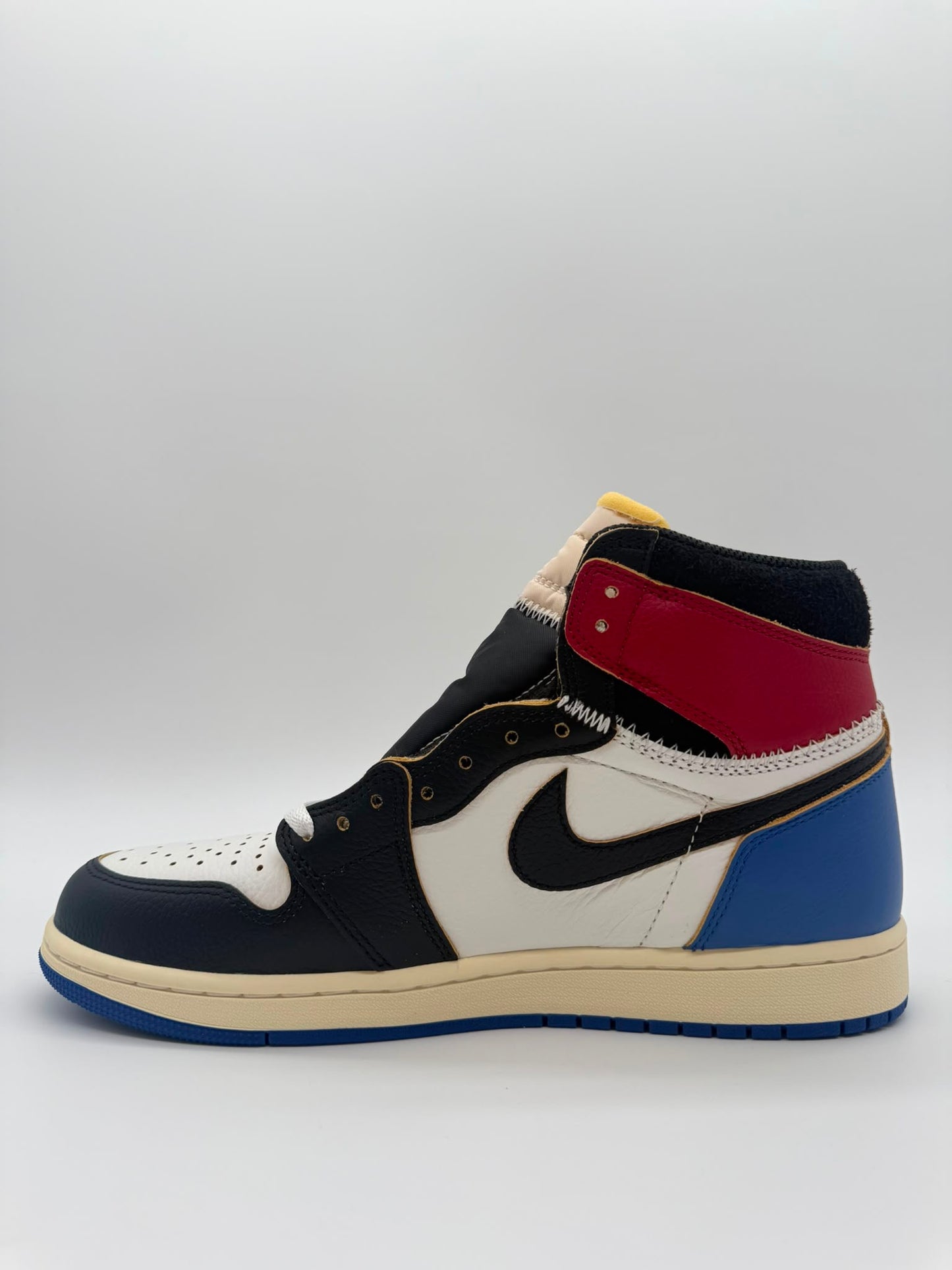 Jordan 1 Retro High Fragment x Union Varsity Red Sport Royal