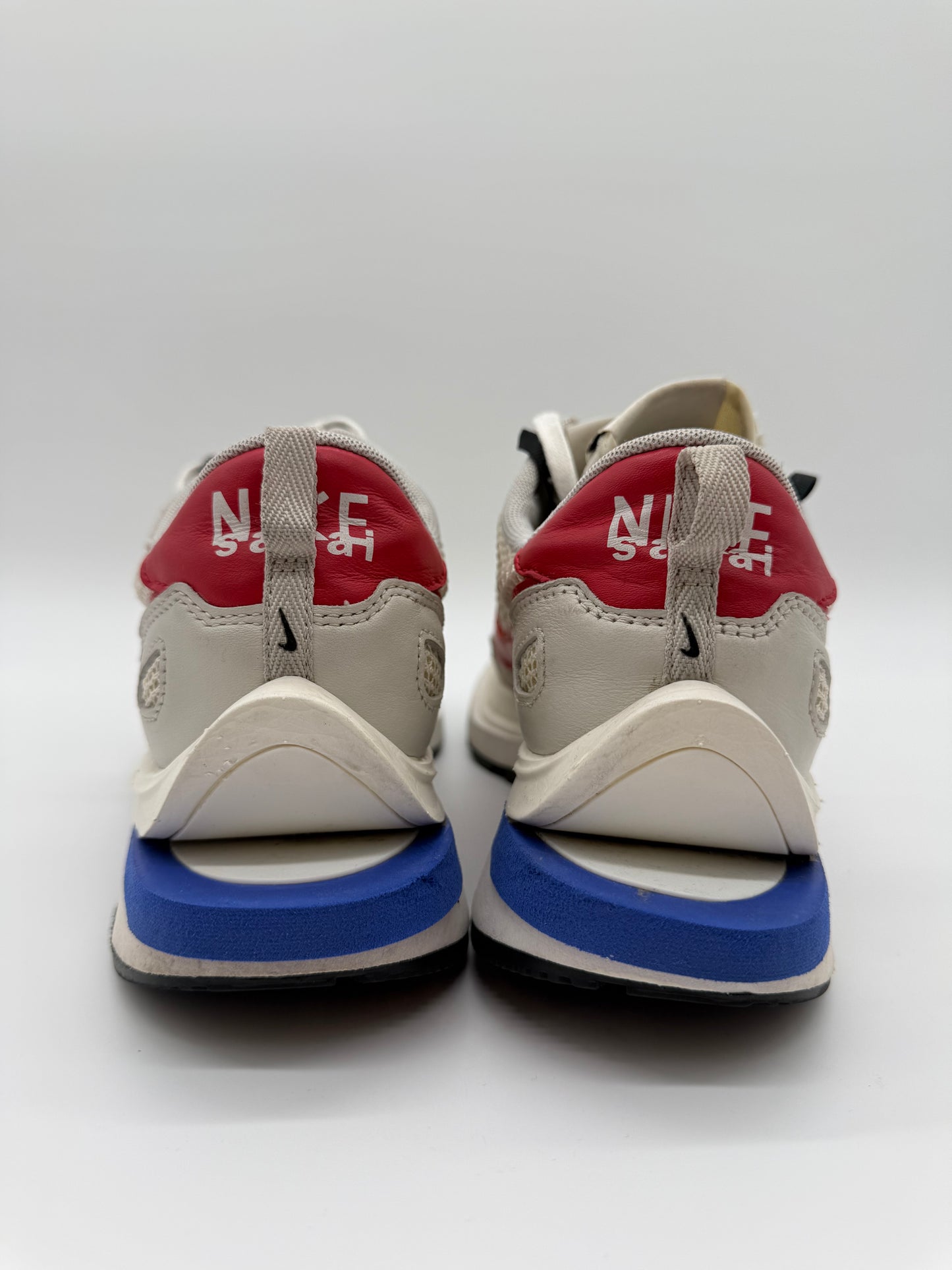 Nike Vaporwaffle Sacai Sport Fuchsia Game Royal