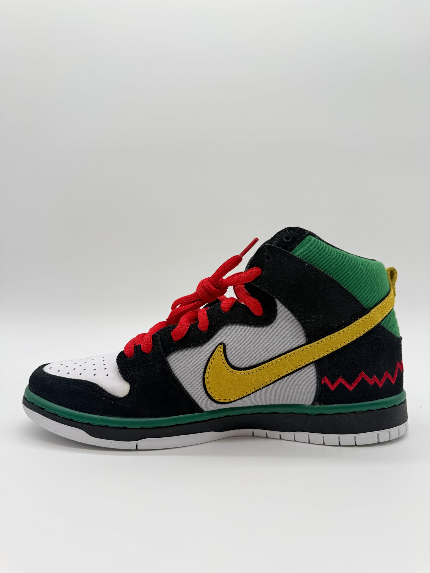 Nike SB Dunk High Mcrad