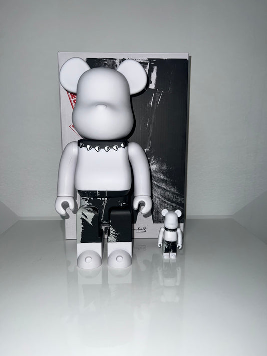 Bearbrick Rolling stones / Andy Warhol - sticky fingers - FLIPPR