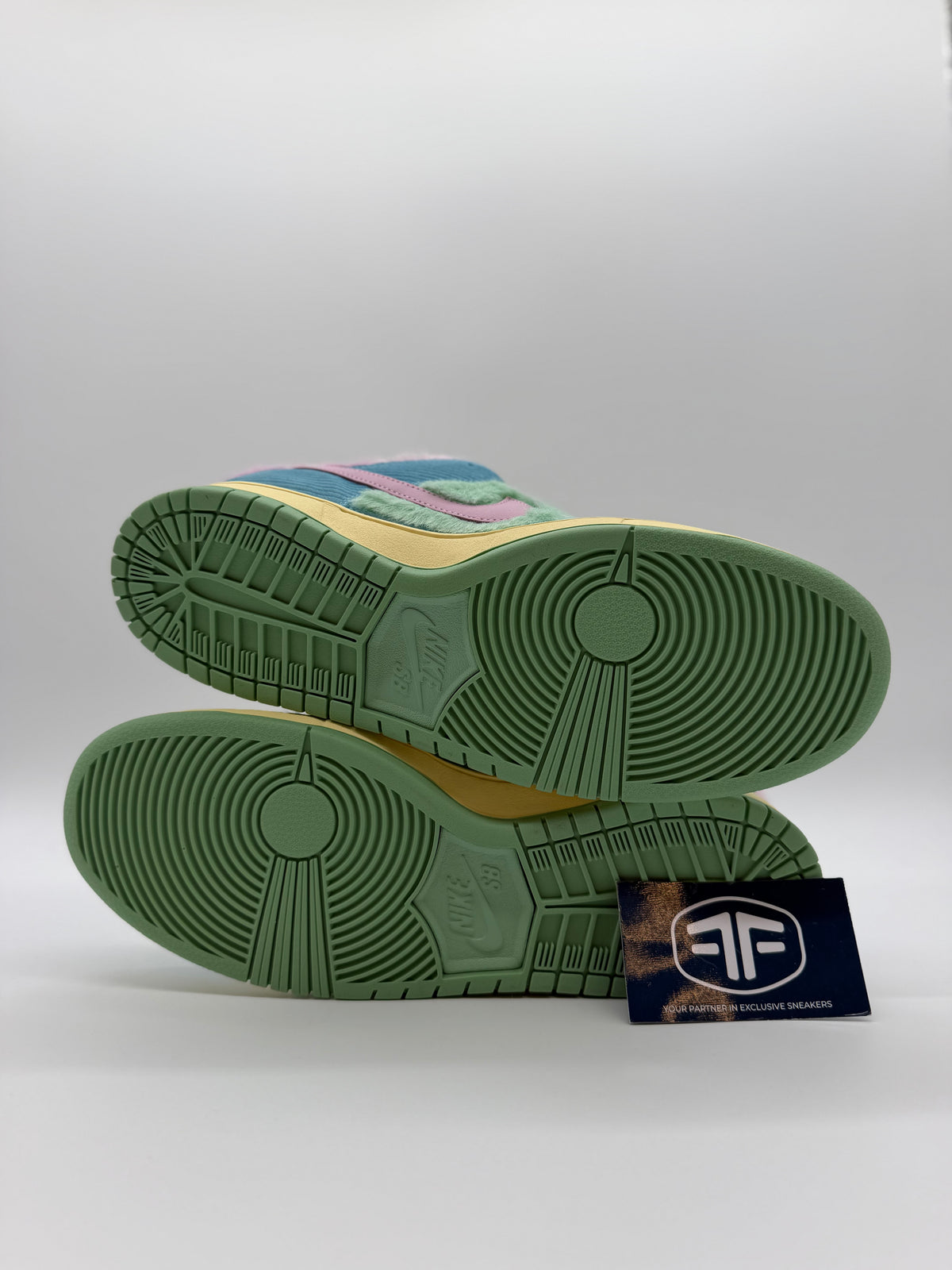 Nike SB Dunk LowVerdy Visty