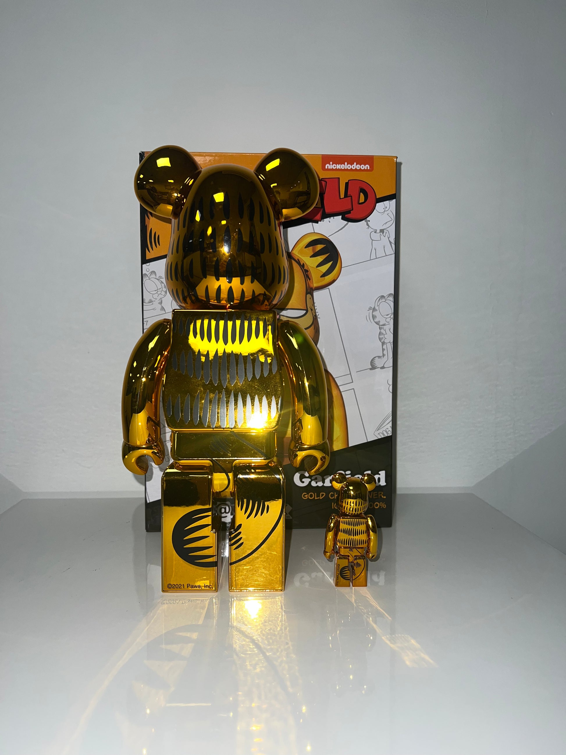 Bearbrick Garfield (Gold Edition) – 2020 | Luxe metallic - FLIPPR