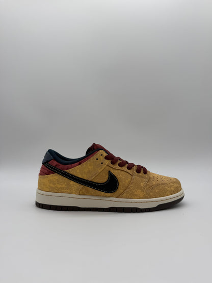 Nike SB Dunk Low City of Cinema