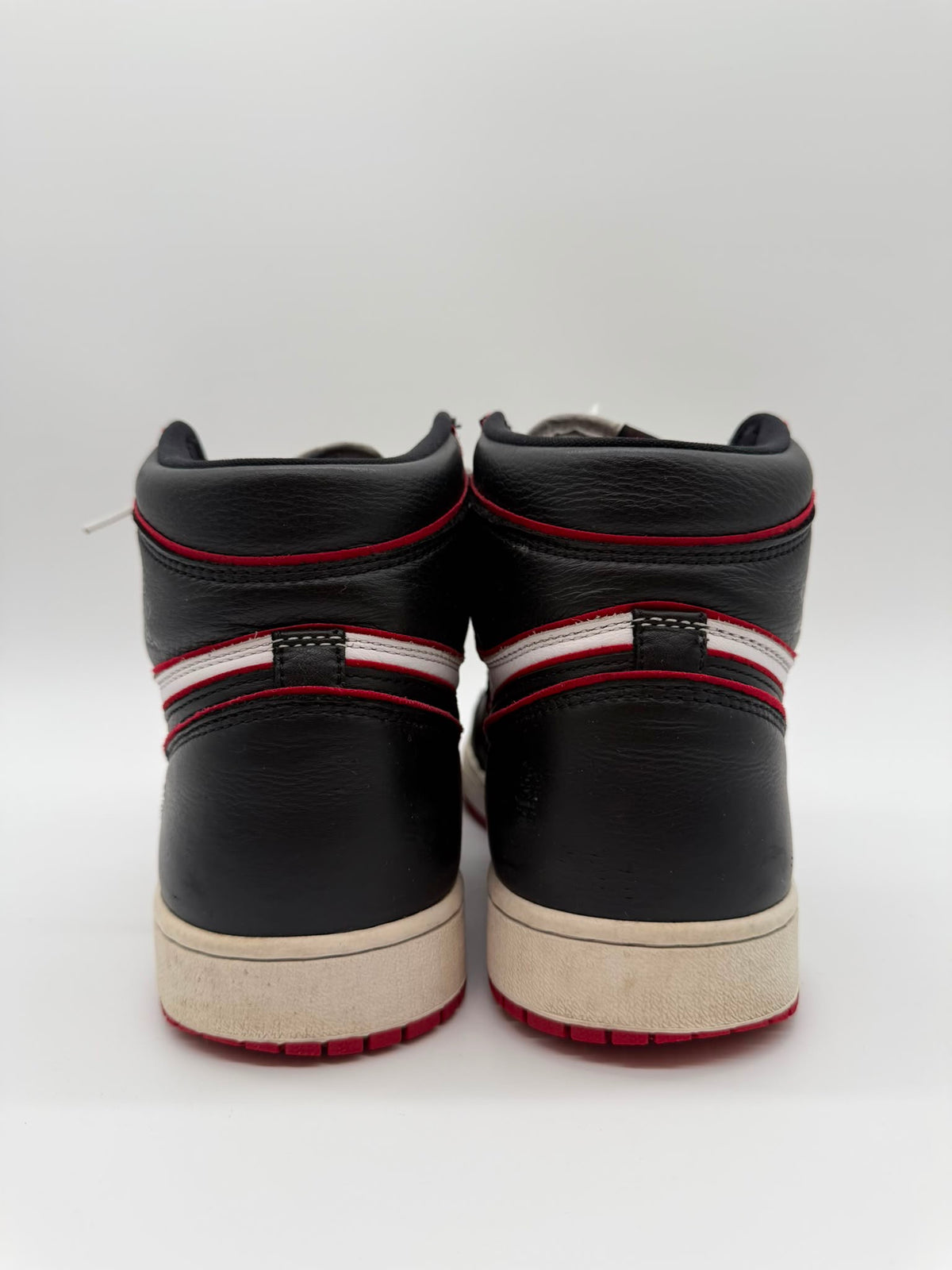 Nike Jordan 1 Retro High Bloodline